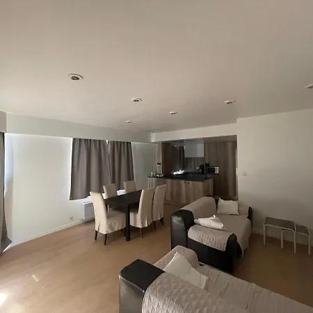 Bofeelie Gezellig 2 Slaapkamer App Aan Zee In Het Bruisende Middelkerke! *