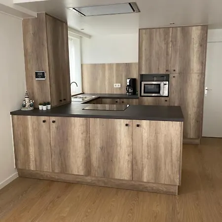 Апартаменты Bofeelie Gezellig 2 Slaapkamer App Aan Zee In Het Bruisende Middelkerke! Миделкерк