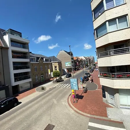 Bofeelie Gezellig 2 Slaapkamer App Aan Zee In Het Bruisende Middelkerke!